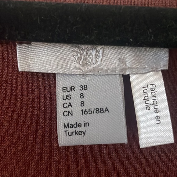 H&M Scoop Neck MIDI Dress - Picture 2 of 4